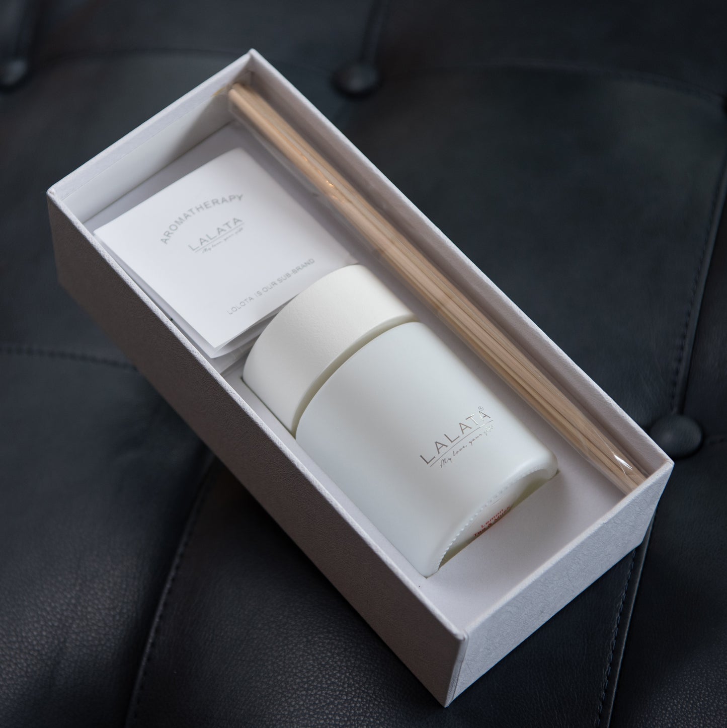 White Diffuser - Scented Wonderful White+Jasmine+Lily